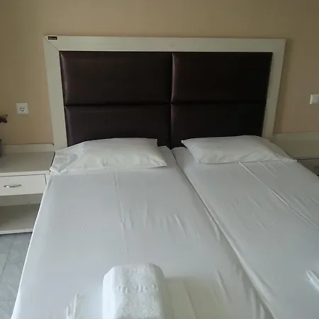 Alexandros Apart Otel *